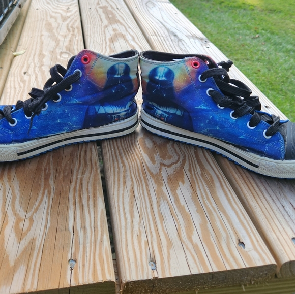 STAR WARS, LIMITED EDITION Dark Side high top sketchers w memory foam insoles. - Picture 2 of 8